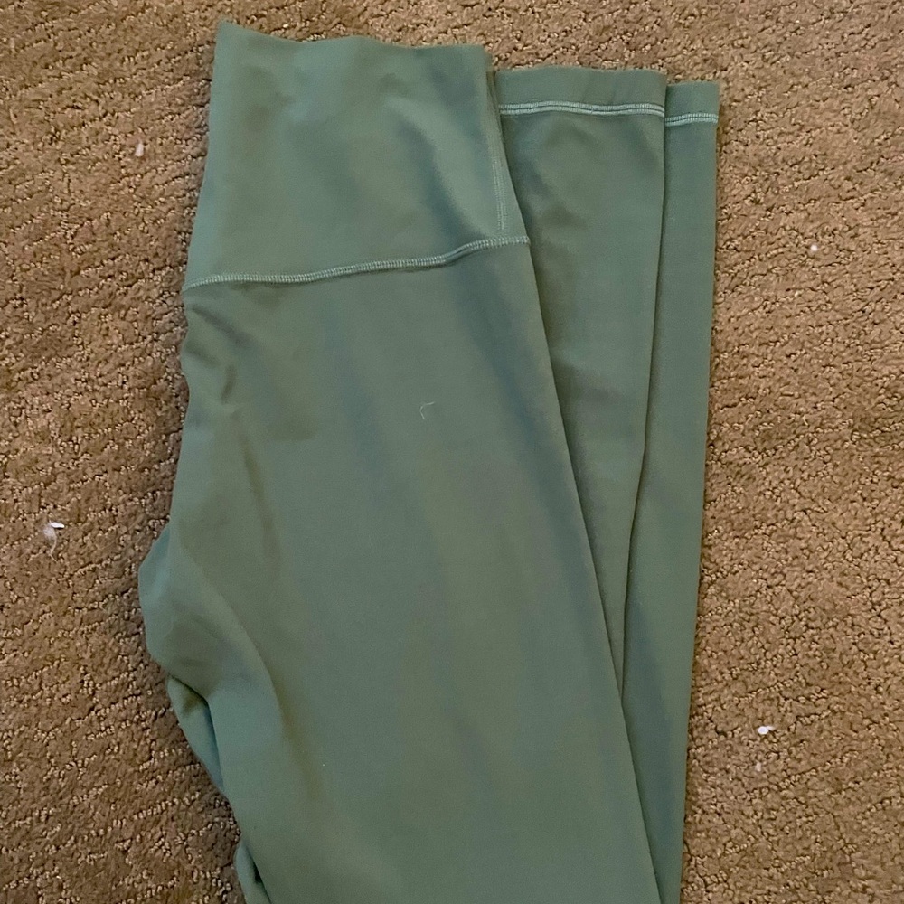 Lululemon Aligns - image 2